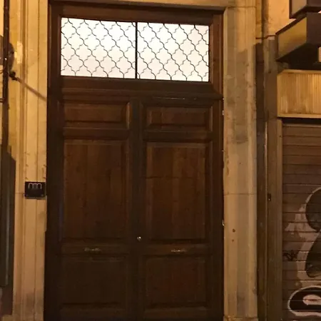 Piazza Vittorio Apartment *